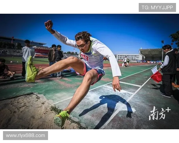 南京滑板队的拼搏之路：极限运动会背后的奋斗与梦想